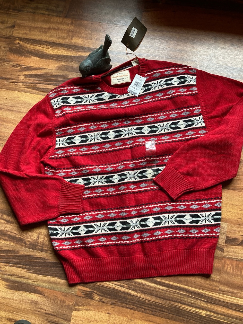 NEW Weatherproof Size XL Men’s cotton red patterned pullover sweater